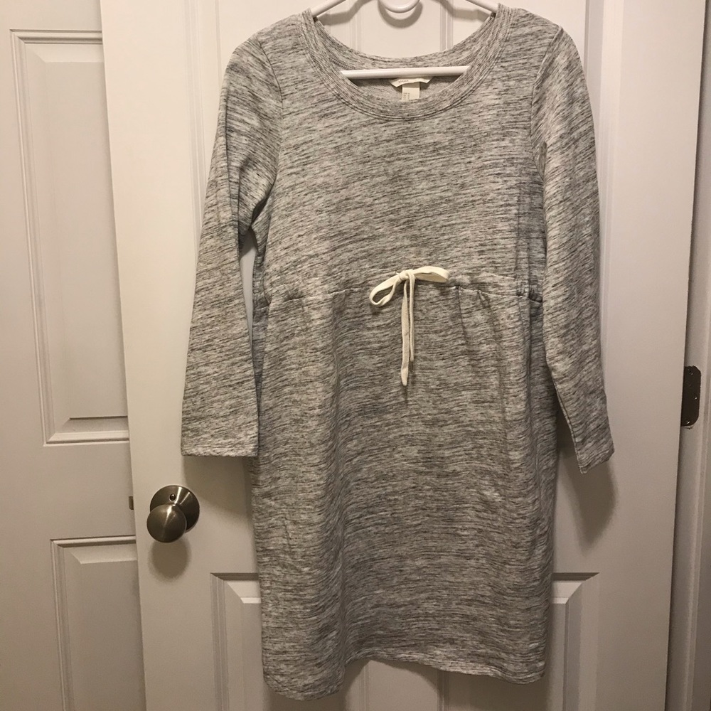 MATERNITY BRAND NEW WITH TAGS!  H&M Mama size M